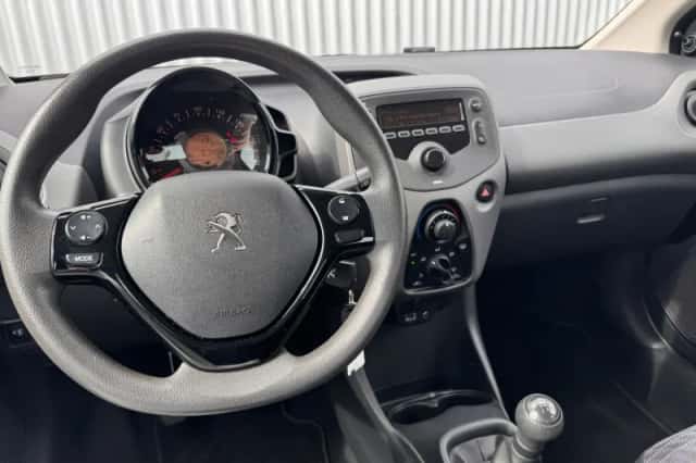 Peugeot 108 (2022) thumbnail 13