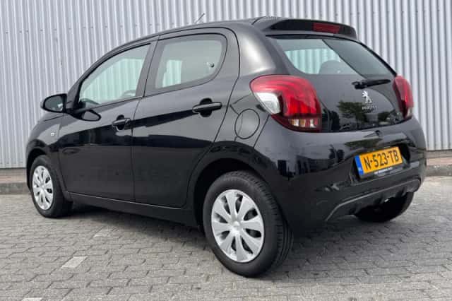 Peugeot 108 (2022) thumbnail 3