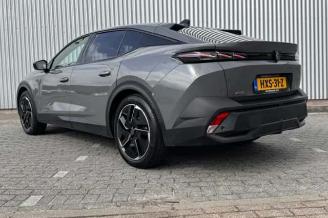 Peugeot 408 (2025) thumbnail 3