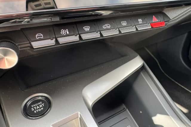 Peugeot 408 (2025) thumbnail 21
