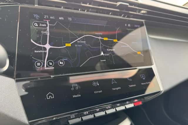 Peugeot 408 (2025) thumbnail 26