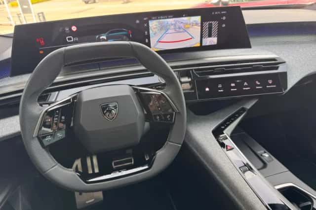 Peugeot 3008 (2025) thumbnail 18