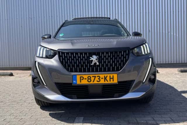 Peugeot 2008 (2022) thumbnail 8