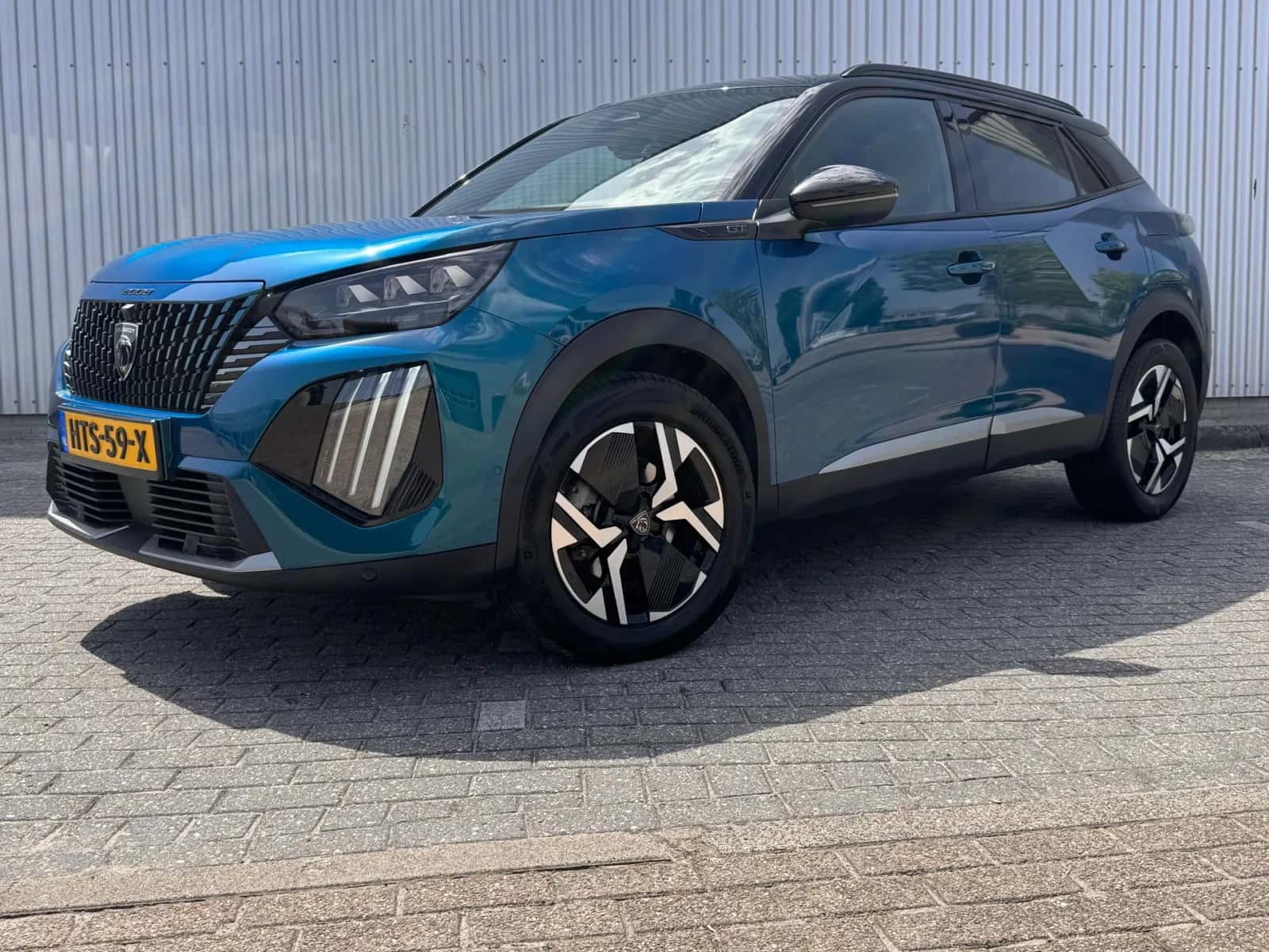 Peugeot 2008 (2025) — foto 1