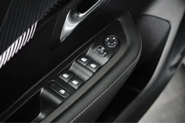 Peugeot 208 (2025) thumbnail 19