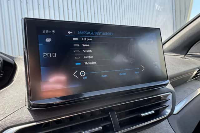 Peugeot 3008 (2021) thumbnail 26