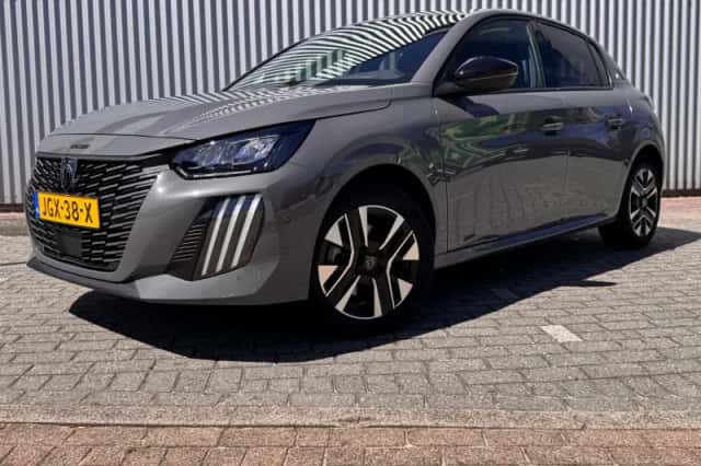 Peugeot e-208 (2025) thumbnail 1