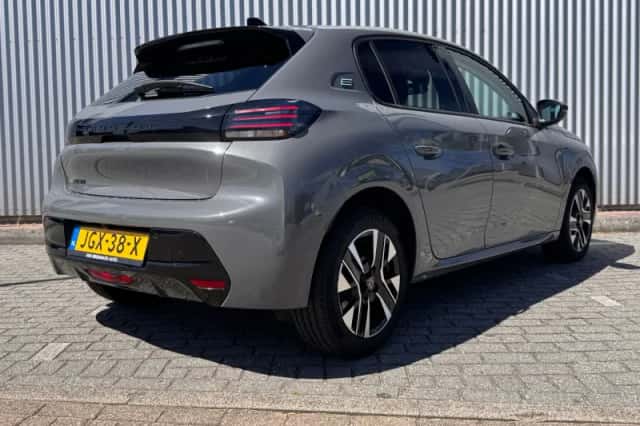 Peugeot e-208 (2025) thumbnail 5