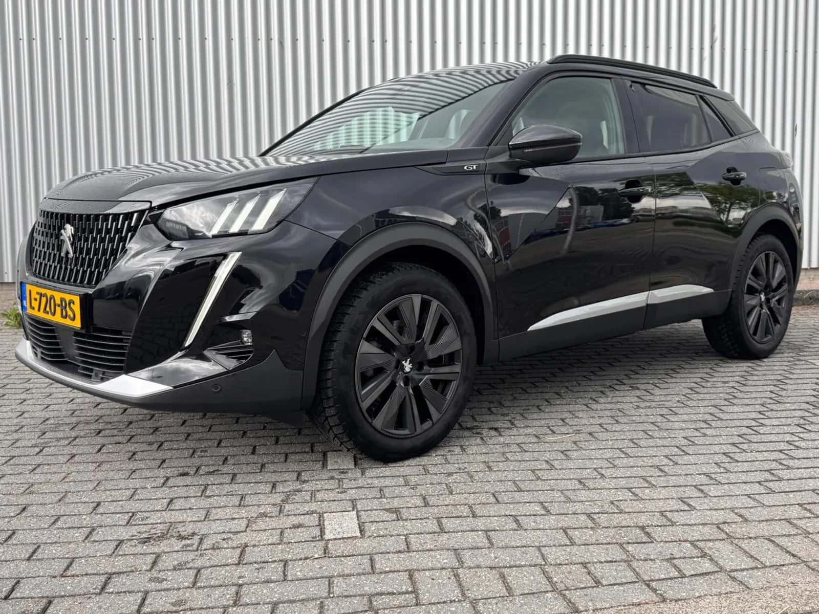 Peugeot 2008 (2021) — foto 1