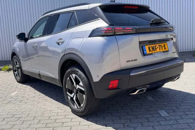 Peugeot 2008 (2025) thumbnail 3