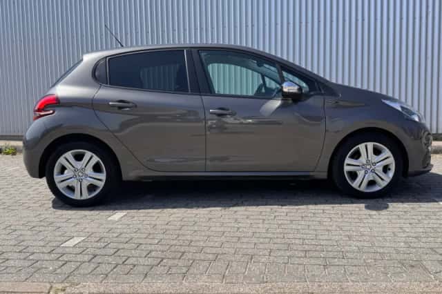 Peugeot 208 (2019) thumbnail 6