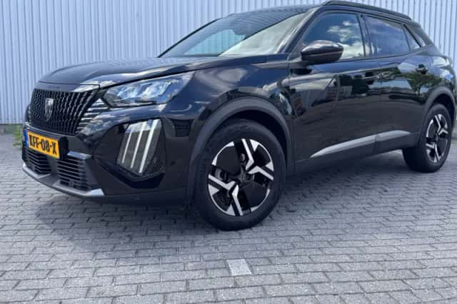Peugeot 2008 (2024) thumbnail 1