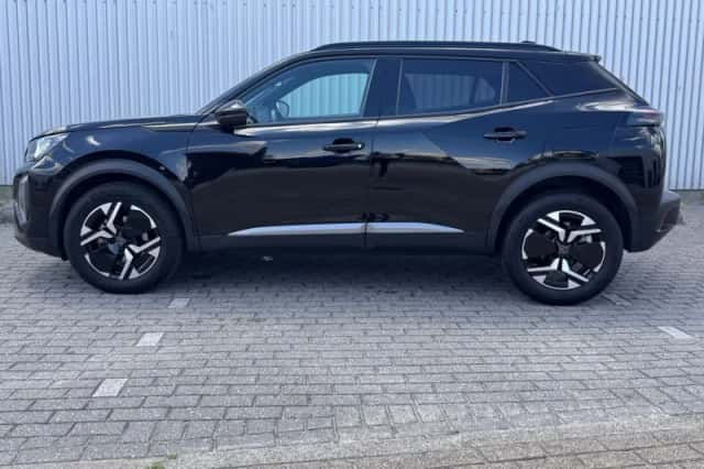 Peugeot 2008 (2024) thumbnail 2