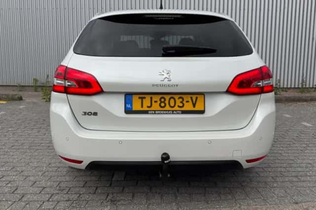 Peugeot 308 (2018) thumbnail 4