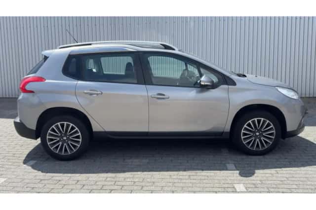 Peugeot 2008 (2016) thumbnail 5