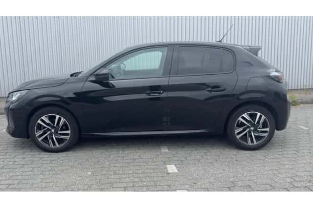 Peugeot 208 (2023) thumbnail 2