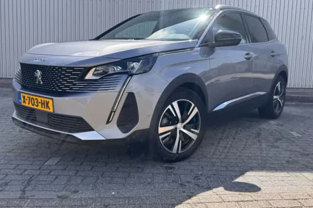 Peugeot 3008 (2022) thumbnail 1