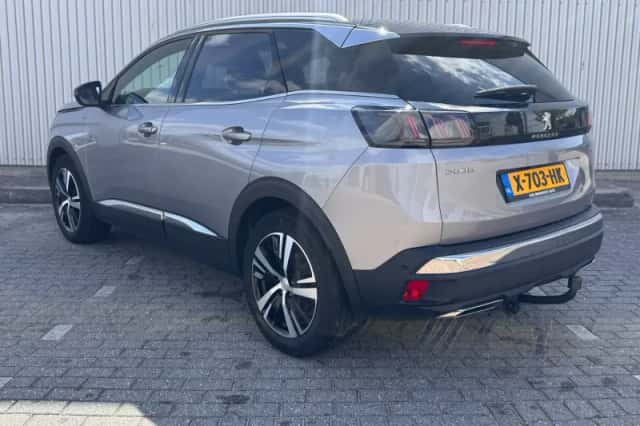 Peugeot 3008 (2022) thumbnail 3