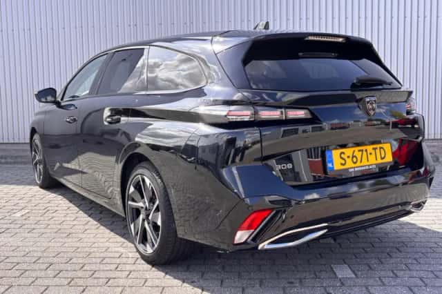 Peugeot 308 (2023) thumbnail 3