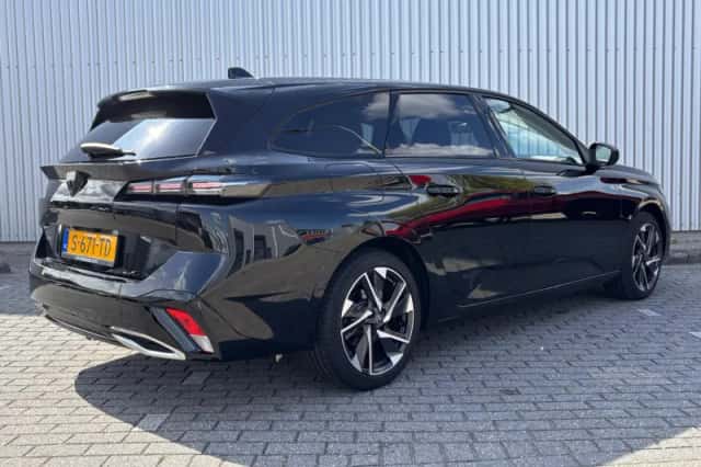 Peugeot 308 (2023) thumbnail 5