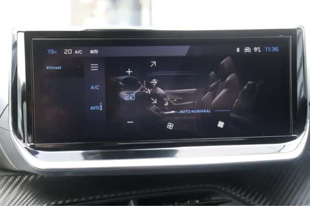 Peugeot 2008 (2024) thumbnail 39