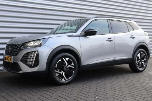 Peugeot 2008 (2024) thumbnail 6