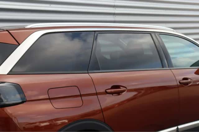 Peugeot 5008 (2022) thumbnail 12