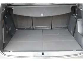 Peugeot 5008 (2022) thumbnail 18
