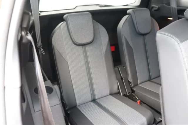 Peugeot 5008 (2022) thumbnail 20