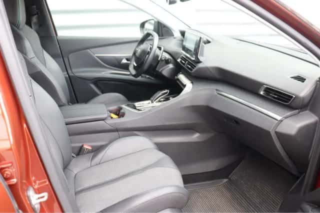 Peugeot 5008 (2022) thumbnail 23