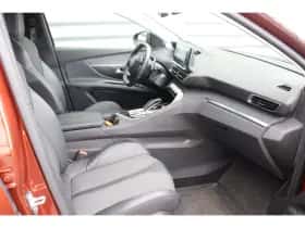 Peugeot 5008 (2022) thumbnail 23