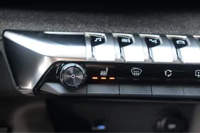 Peugeot 5008 (2022) thumbnail 39
