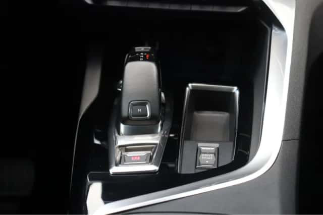 Peugeot 5008 (2022) thumbnail 41