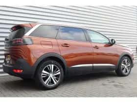 Peugeot 5008 (2022) thumbnail 7