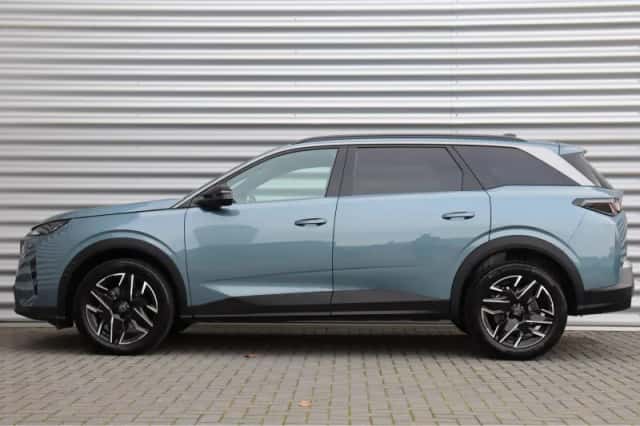 Peugeot 5008 (2025) thumbnail 2