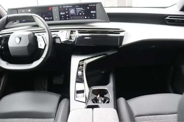 Peugeot 5008 (2025) thumbnail 33