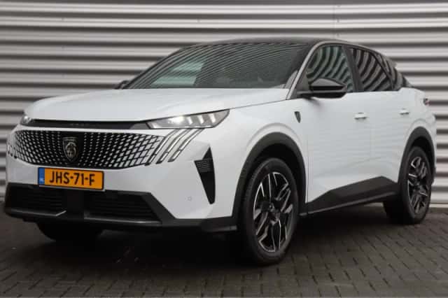 Peugeot 3008 (2025) thumbnail 1