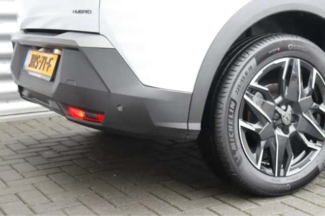 Peugeot 3008 (2025) thumbnail 11