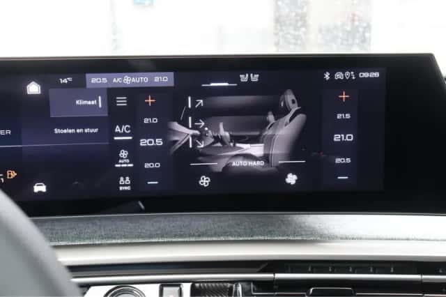 Peugeot 3008 (2025) thumbnail 36