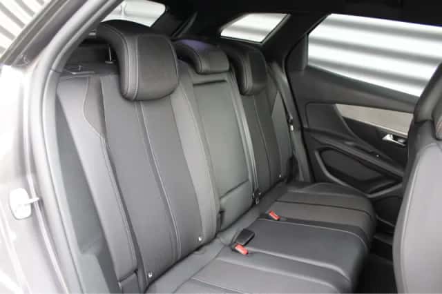 Peugeot 3008 (2024) thumbnail 18