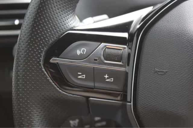 Peugeot 3008 (2024) thumbnail 24