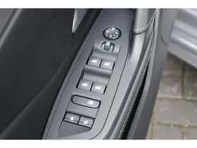 Peugeot 308 (2024) thumbnail 21