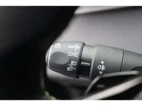 Peugeot 308 (2024) thumbnail 23