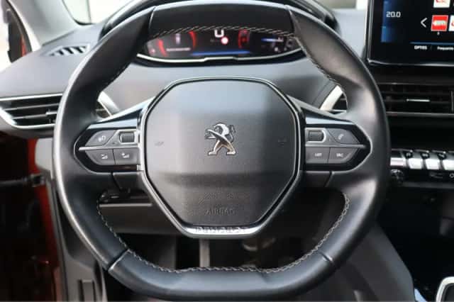 Peugeot 5008 (2021) thumbnail 31