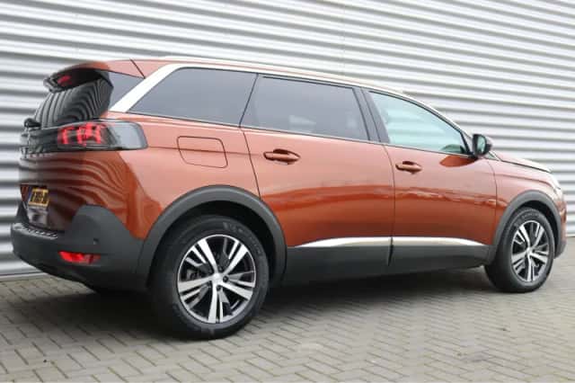 Peugeot 5008 (2021) thumbnail 7