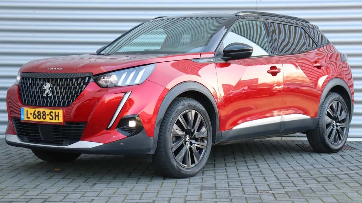 Peugeot 2008 (2020) — foto 1