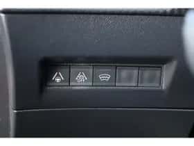 Peugeot 2008 (2020) thumbnail 26