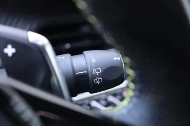 Peugeot 2008 (2020) thumbnail 33