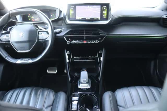 Peugeot 2008 (2020) thumbnail 37