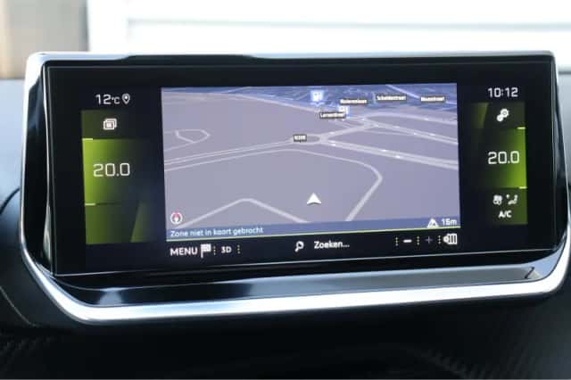 Peugeot 2008 (2020) thumbnail 40